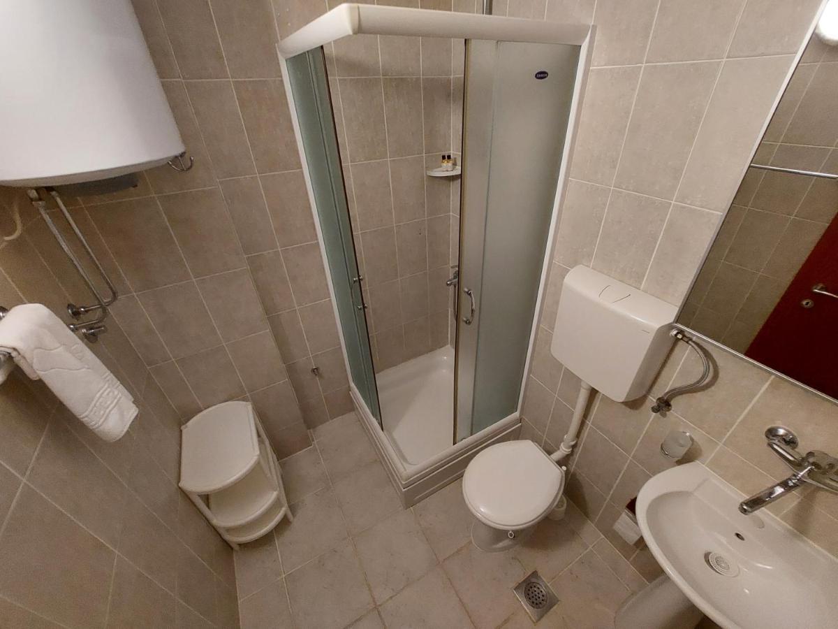 Apartmani Dalex Будва Экстерьер фото